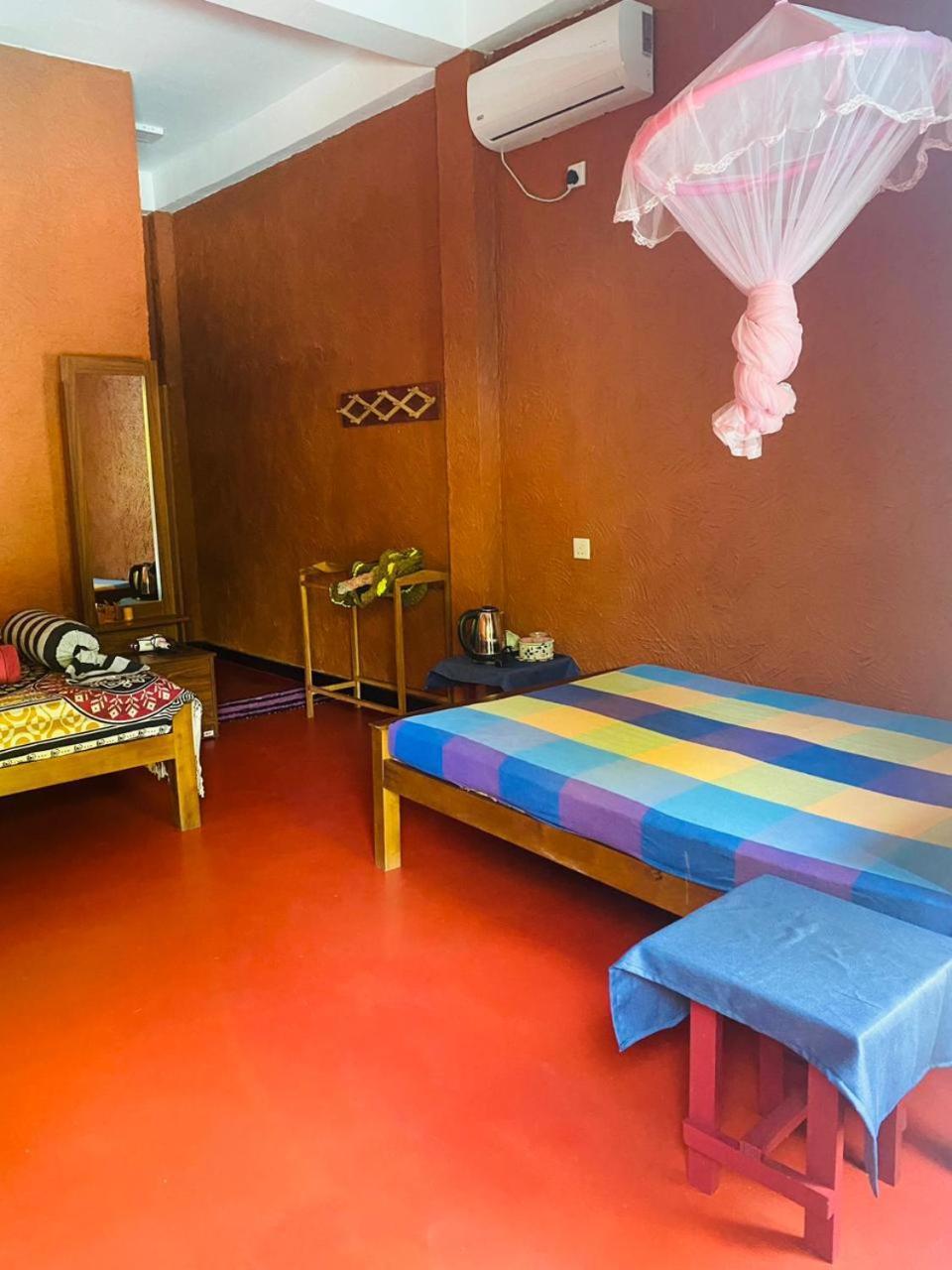 Hotel Hideaway Garage Дамбулла Екстер'єр фото