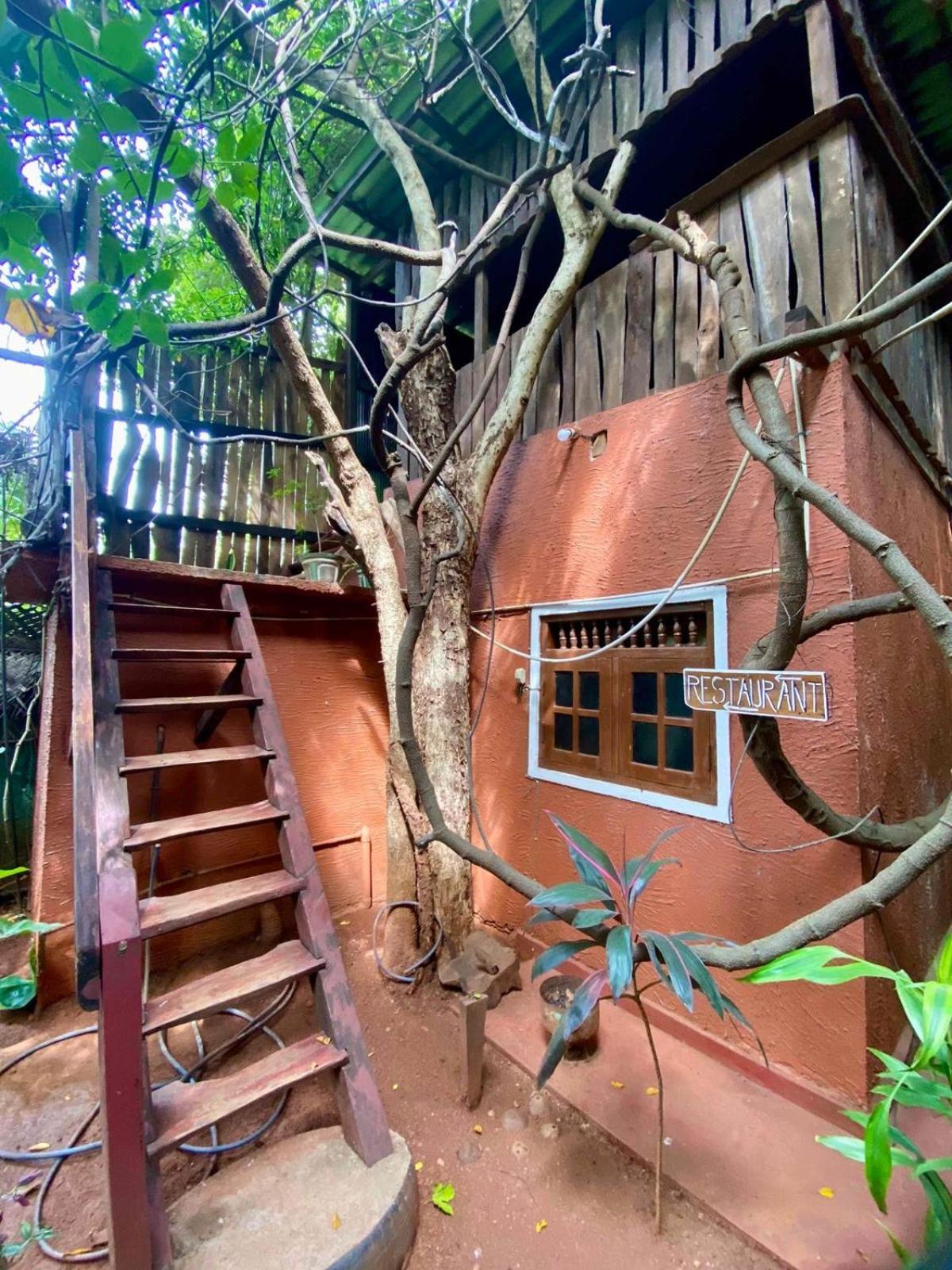 Hotel Hideaway Garage Дамбулла Екстер'єр фото